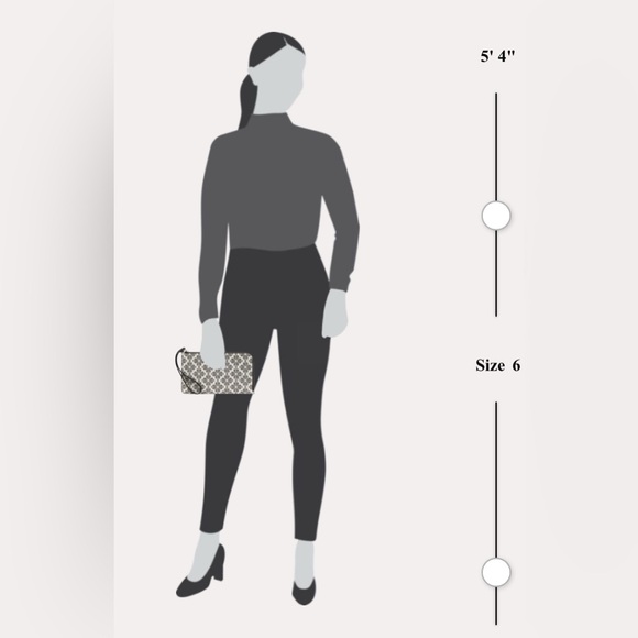 NWT Kate Spade Lucy Spade Flower Medium L-Zip Wristlet - Picture 3 of 8